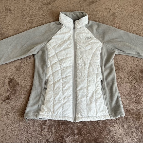 NEW BALANCE Women's Fleece Jacket with Ombre Quilted Overlay SIZE L - Picture 2 of 7